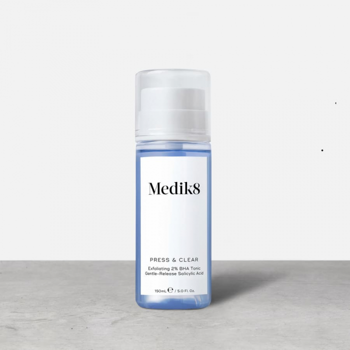 Отшелушивающий ВНА-тоник Medik8 Press & Clear 150mL