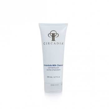 Миндальное молочко для очищения кожи лица Circadia Amandola Milk Cleanser