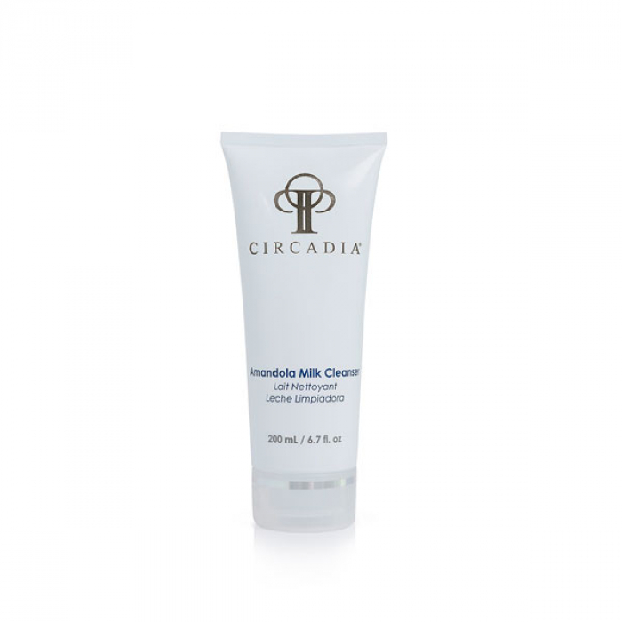 Миндальное молочко для очищения кожи лица Circadia Amandola Milk Cleanser