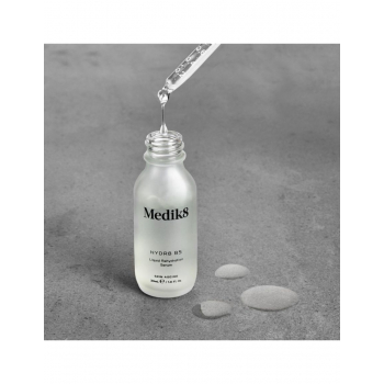 Жидкая увлажняющая сыворотка Medik8 Hydr8 B5 30mL