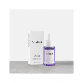 Пептидная сыворотка с бакучиолом Medik8 Bakuchiol Peptides 30mL